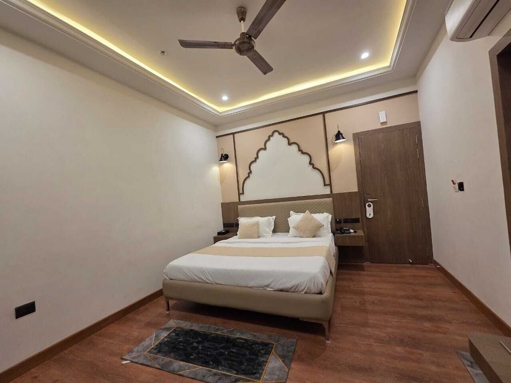 hotel temple city by novelty