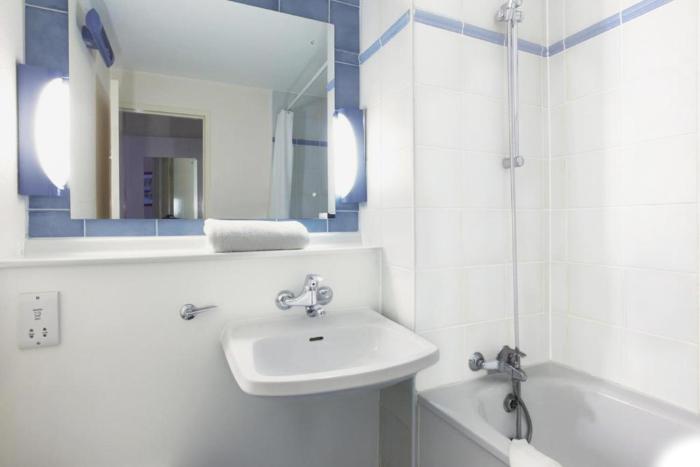 the beacon hotel part of ag collection