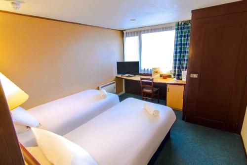 the beacon hotel part of ag collection