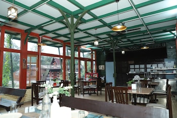 hotel yan residency bhimtal nainital