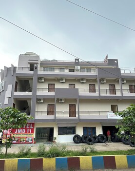 hotel jmd 11