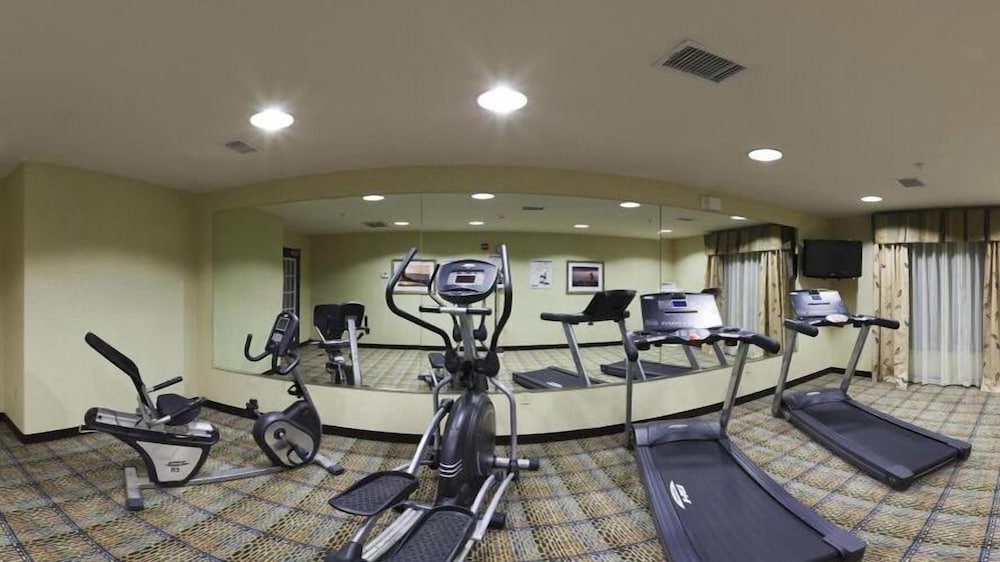 holiday inn express hotel and suites okmulgee by ihg