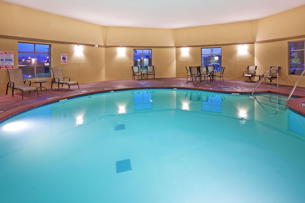 holiday inn express hotel and suites okmulgee by ihg