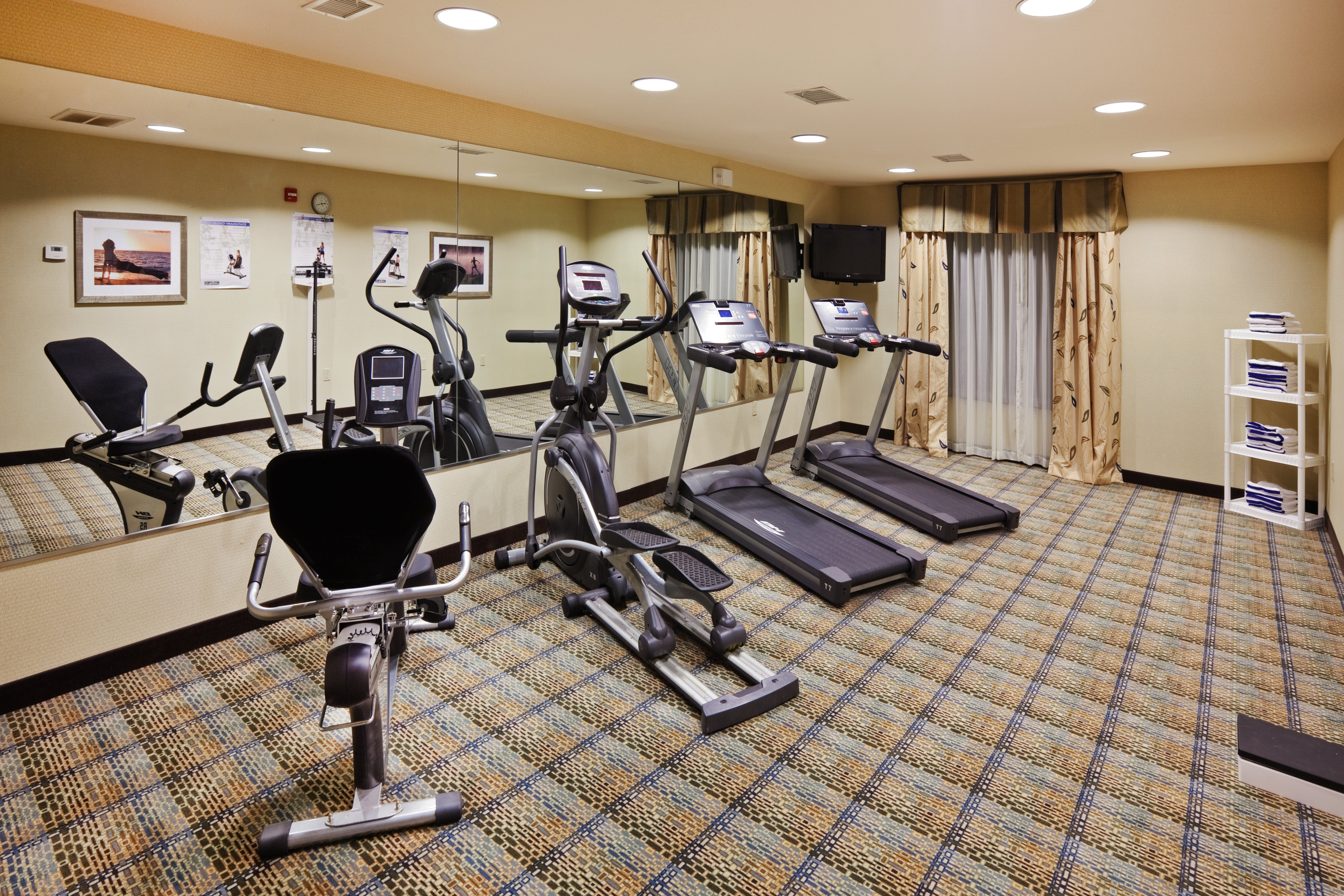 holiday inn express hotel and suites okmulgee by ihg