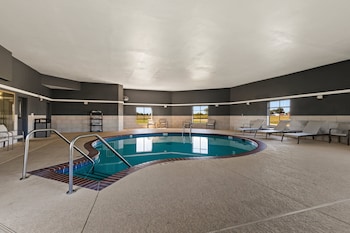 Holiday Inn Express Hotel & Suites Okmulgee By Ihg,Okmulgee>>Henryetta,3 star