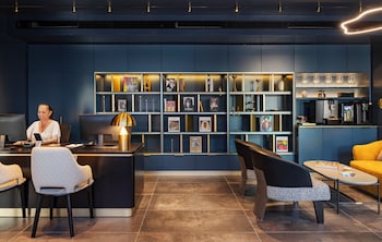 Iconic Hotel,,0 star