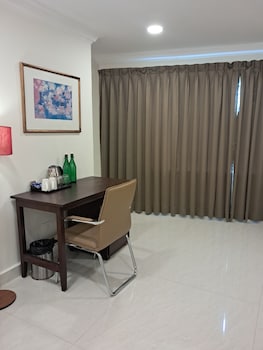 amber hotel nungambakkam