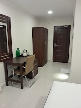 amber hotel nungambakkam