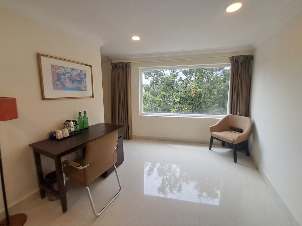 amber hotel nungambakkam