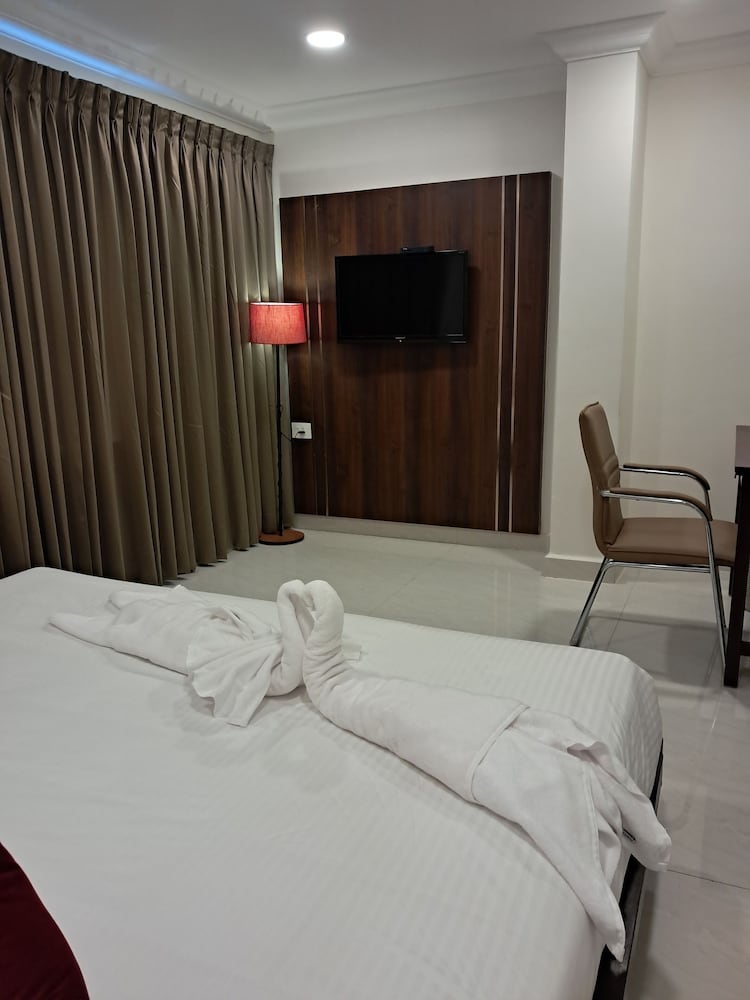 amber hotel nungambakkam