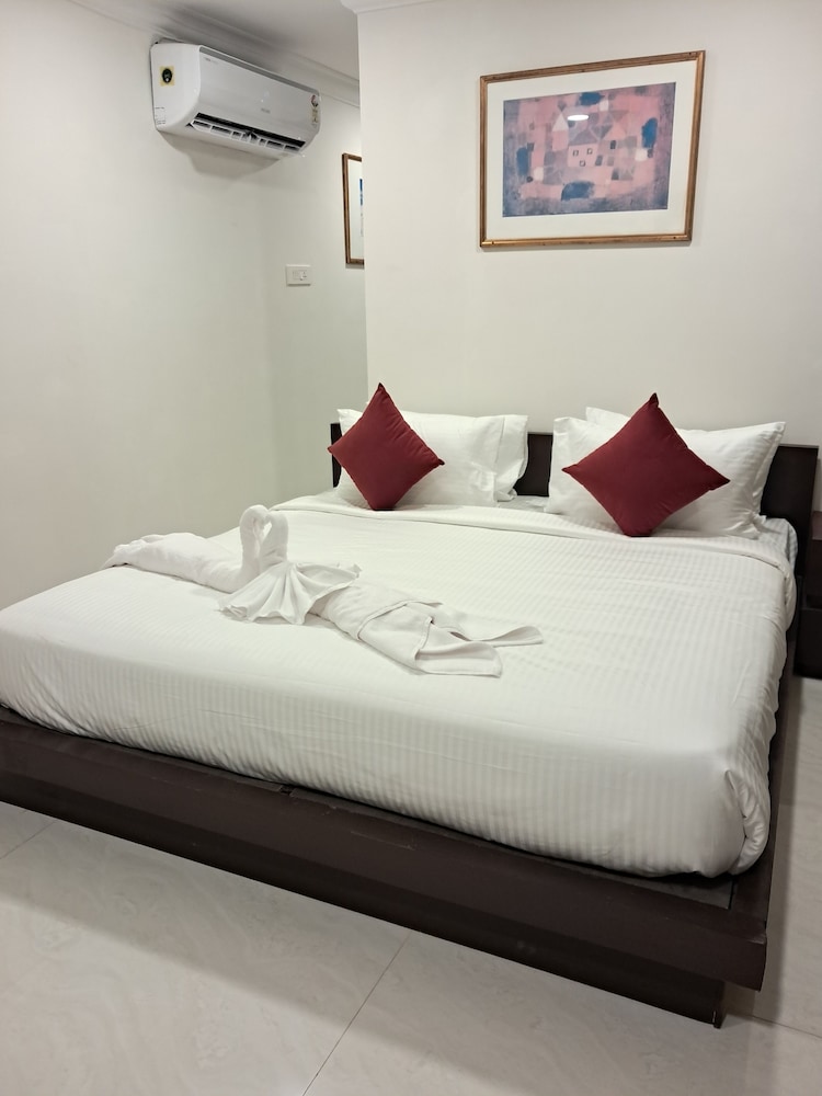 amber hotel nungambakkam
