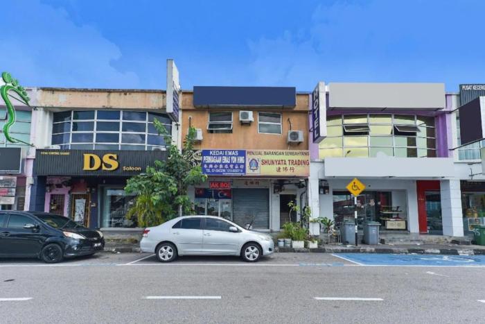 maple hotel skudai