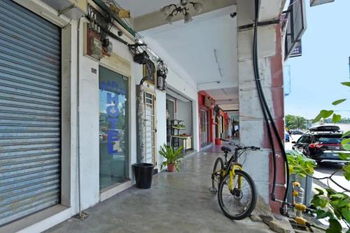 maple hotel skudai