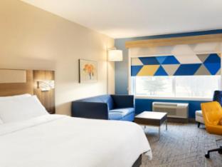 holiday inn express and suites elgin chicago northwest by ihg