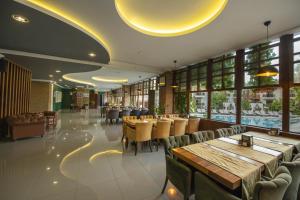 han deluxe hotel