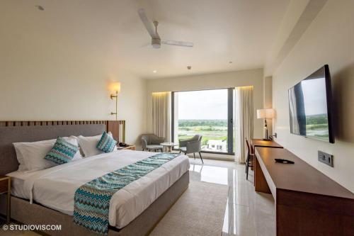hotel veritas grand