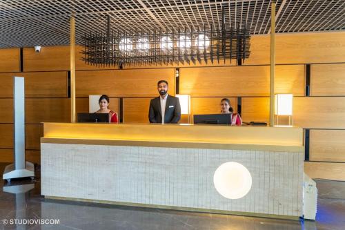 hotel veritas grand