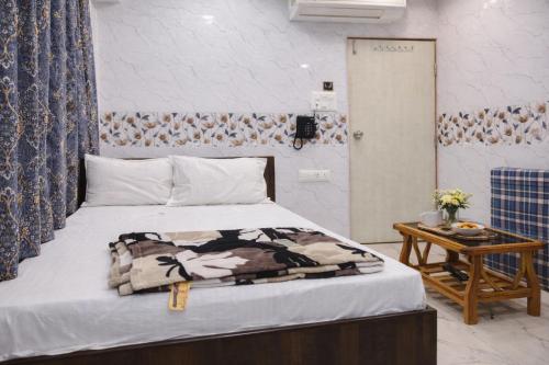 hotel relax kurla