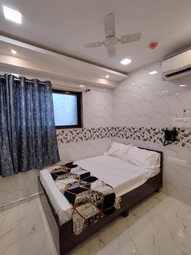 Hotel Relax Kurla,,2 star