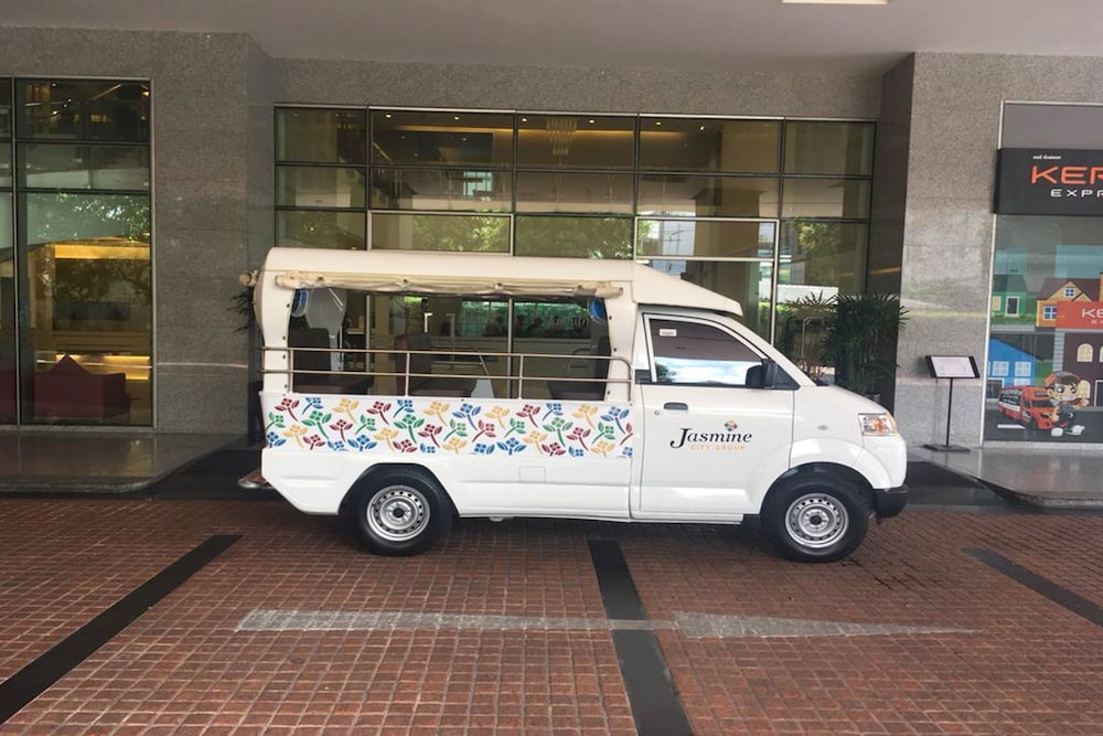 jasmine grande residence