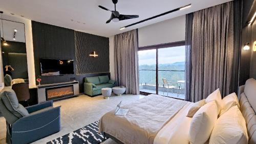 clarissa resort mukteshwar