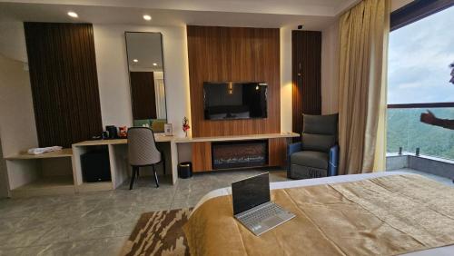 clarissa resort mukteshwar