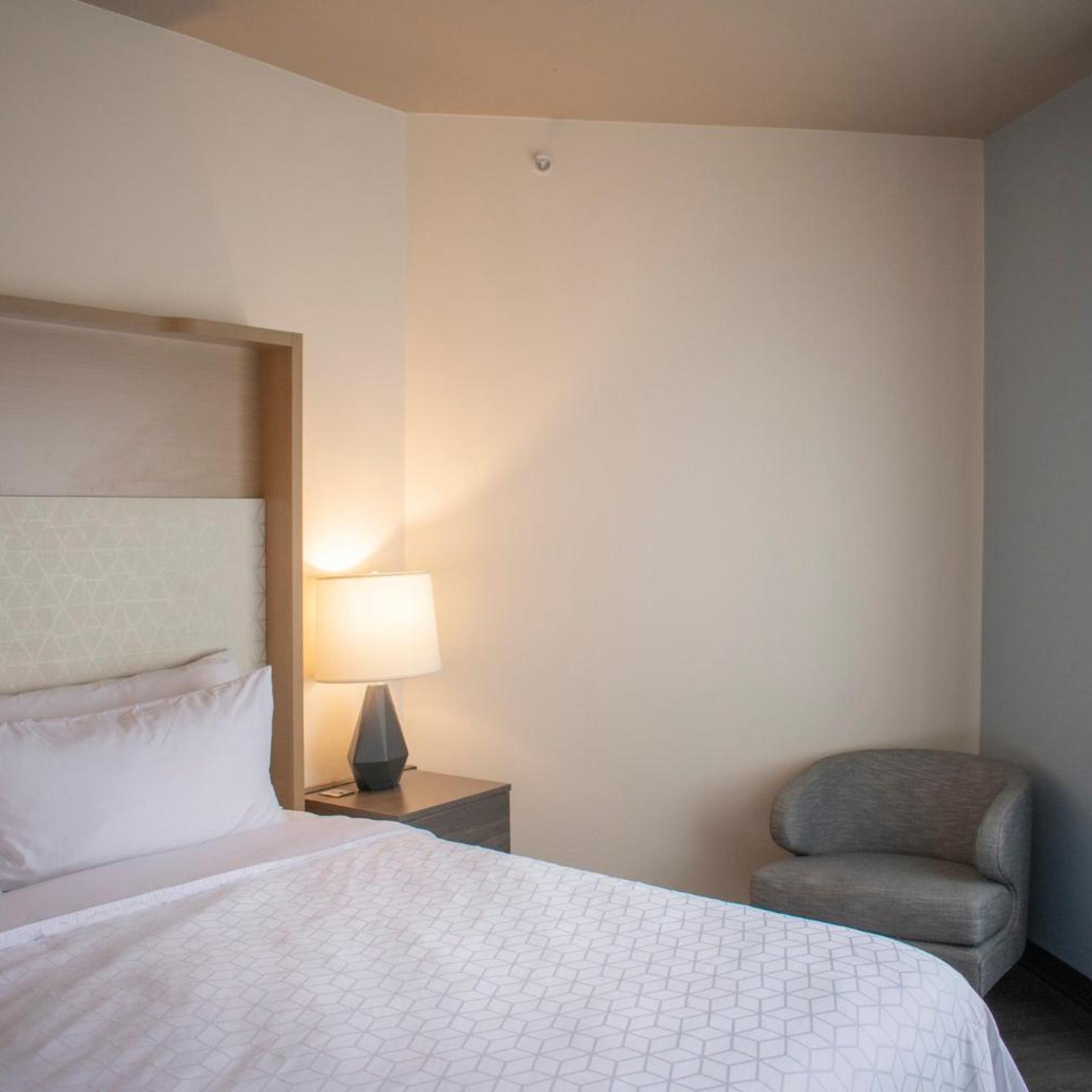 holiday inn omaha downtown waterpark by ihg
