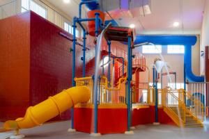 holiday inn omaha downtown waterpark by ihg