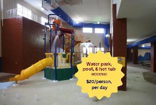 holiday inn omaha downtown waterpark by ihg
