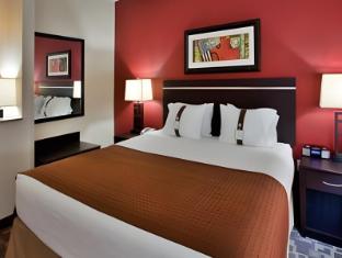 holiday inn omaha downtown waterpark by ihg