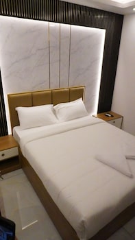 pepper coast luxury business hotel