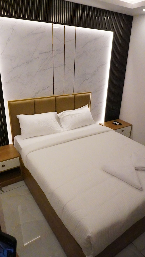 pepper coast luxury business hotel