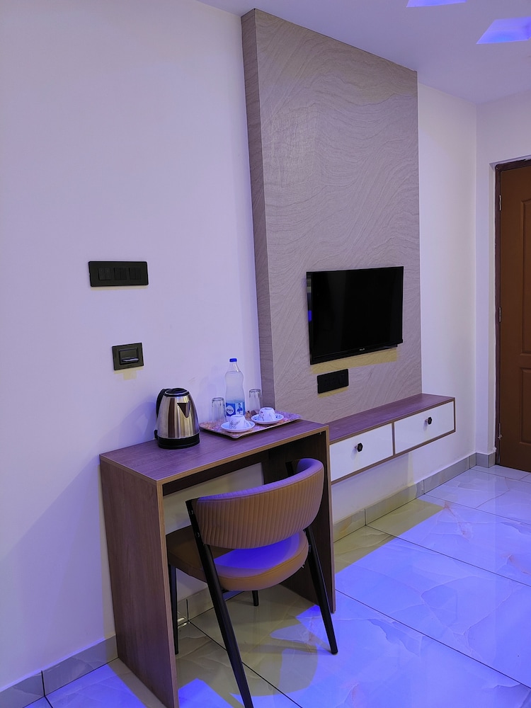 pepper coast luxury business hotel