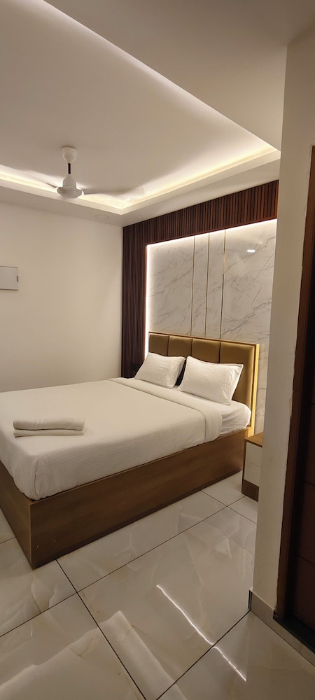 pepper coast luxury business hotel