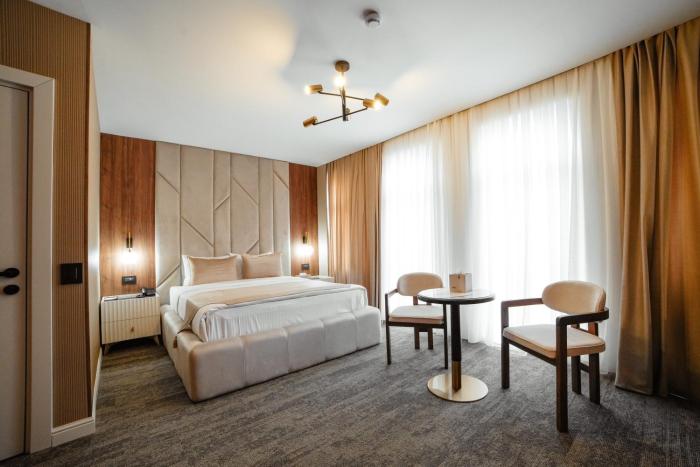 white breeze hotel