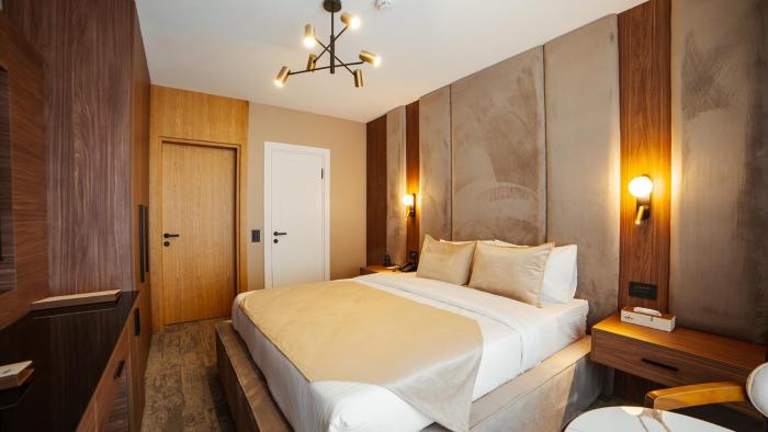 white breeze hotel