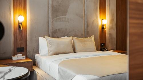 white breeze hotel