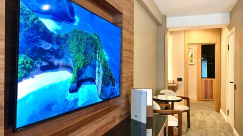 white breeze hotel