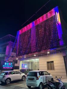 Boat Residency,,2 star