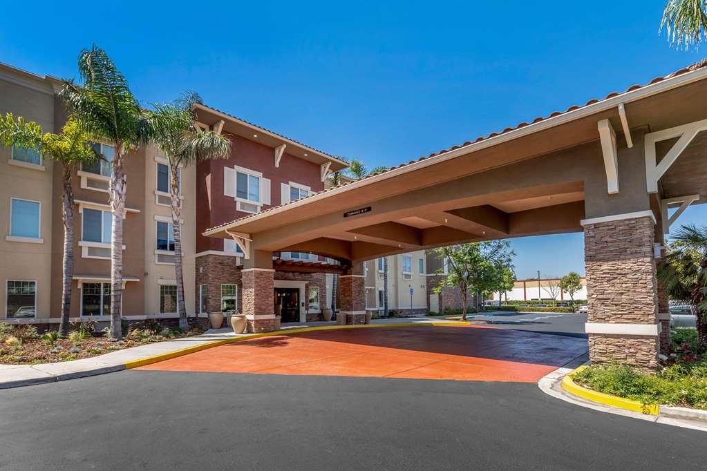 comfort inn and suites near ontario airport