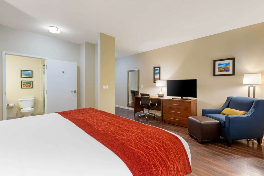 comfort inn and suites near ontario airport