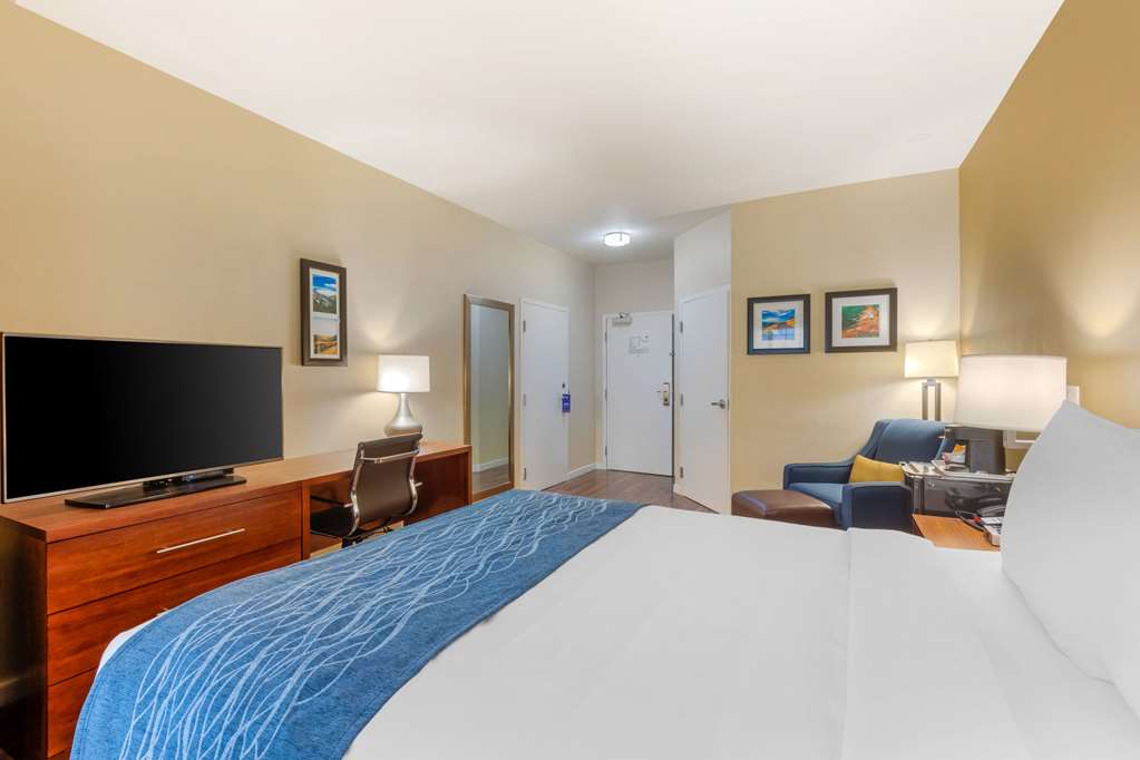 comfort inn and suites near ontario airport
