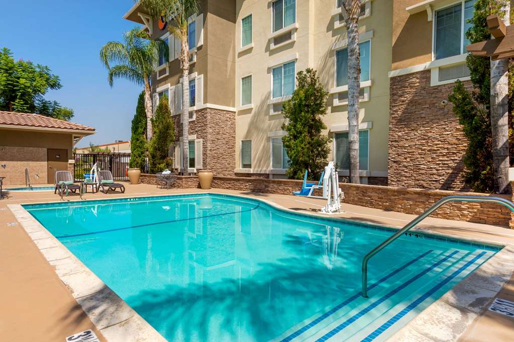 comfort inn and suites near ontario airport