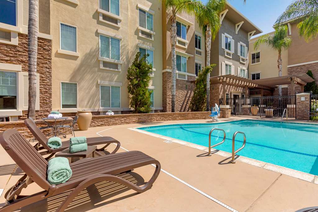 comfort inn and suites near ontario airport