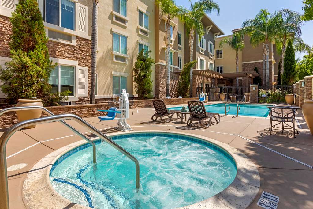comfort inn and suites near ontario airport