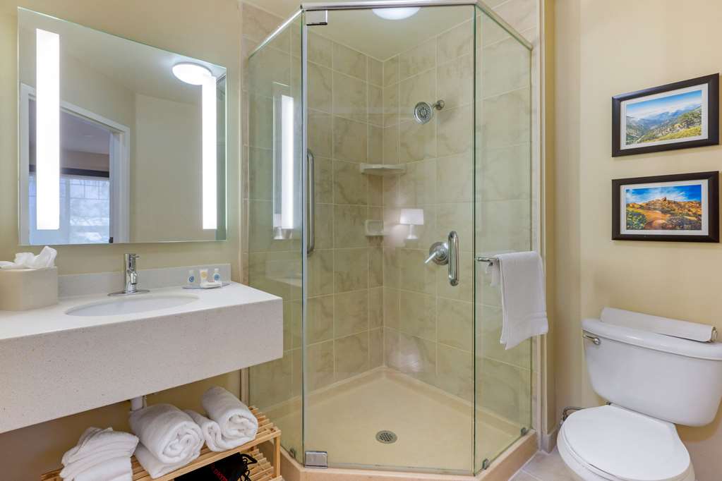 comfort inn and suites near ontario airport