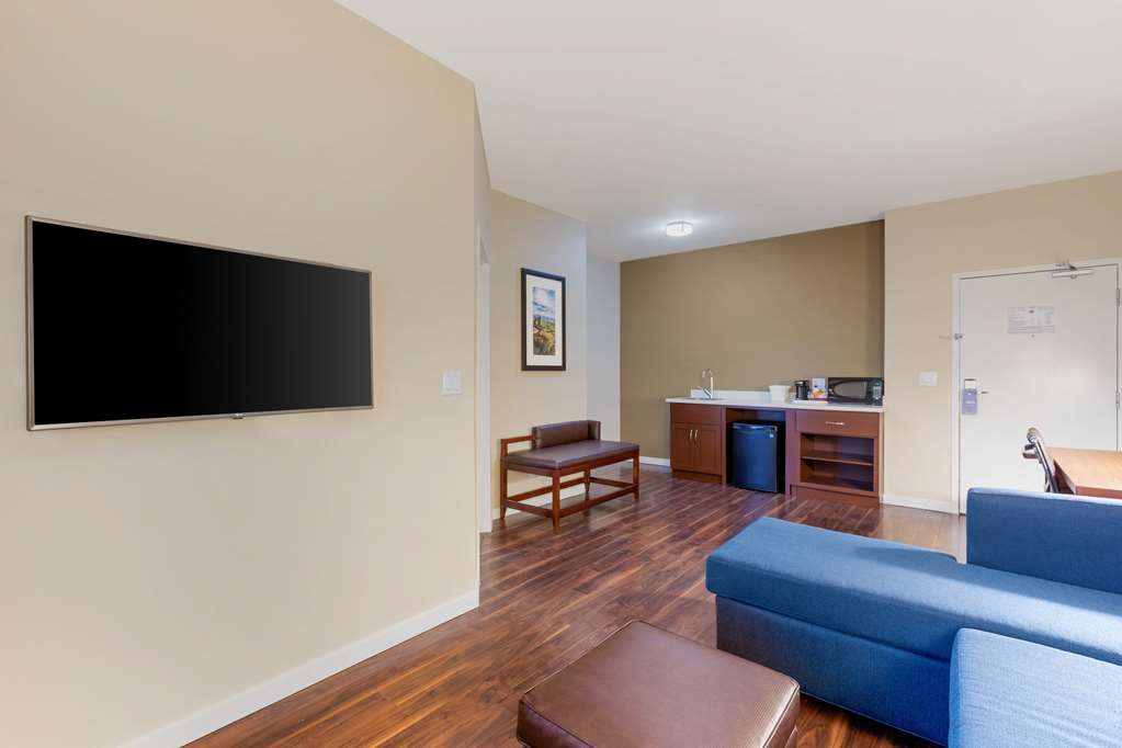 comfort inn and suites near ontario airport