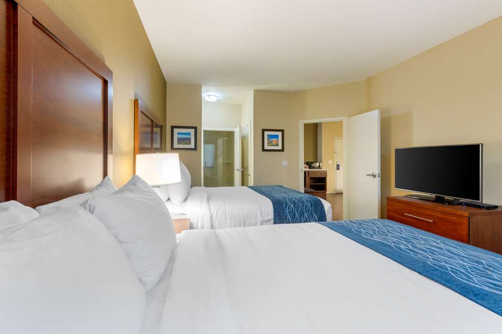 comfort inn and suites near ontario airport