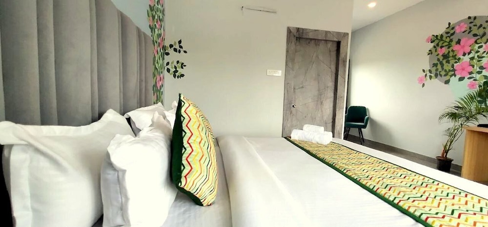 kunj by shivaneel hospitality