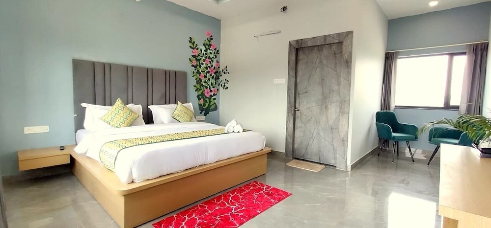 kunj by shivaneel hospitality